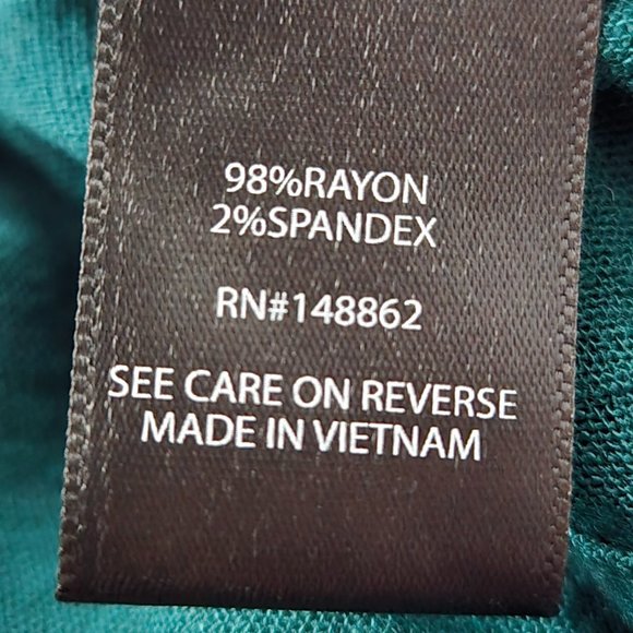 Torrid Rayon Slub Romper Women's Green Button Front Emerald Casual Everyday 00 - Picture 8 of 8